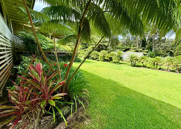 Aloha Junction Bed And Breakfast -Minutes Away From Hawaii Volcanoes National Park