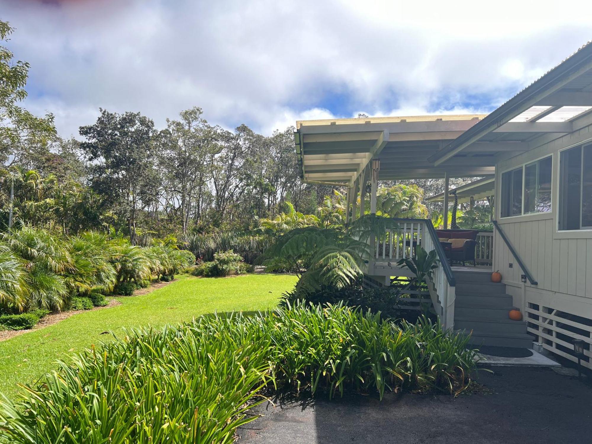 Bed & Breakfast Aloha Junction -minutes Away From Hawaii Volcanoes National Park