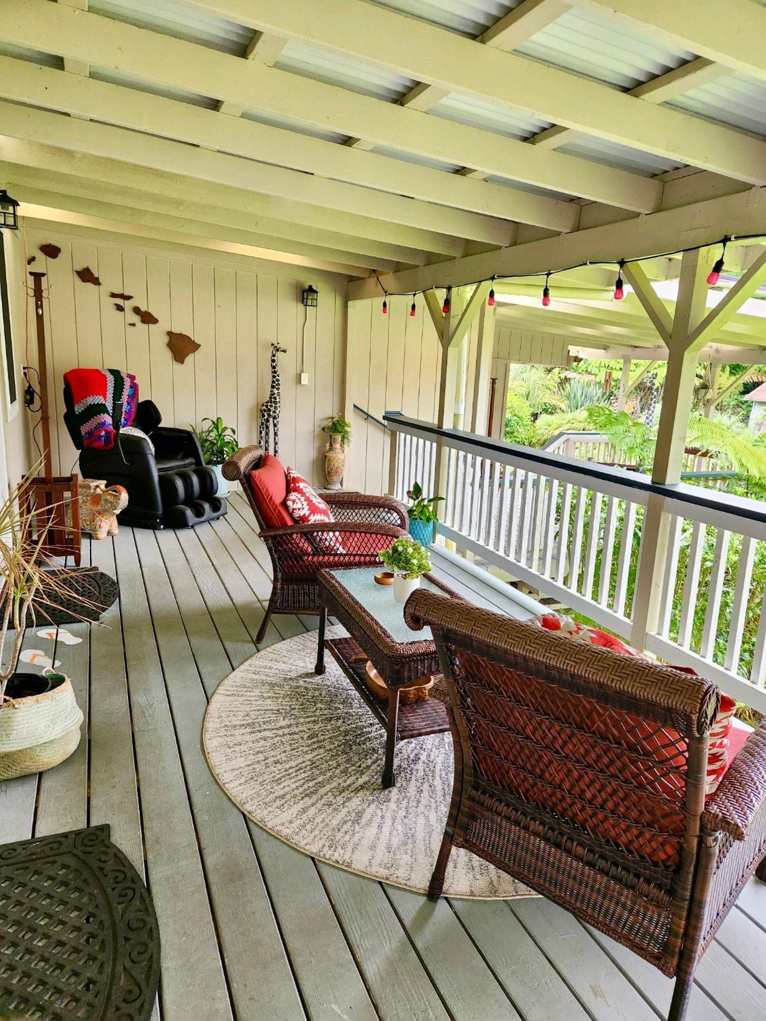 Aloha Junction -minutes Away From Hawaii Volcanoes National Park Bed & Breakfast Volcano