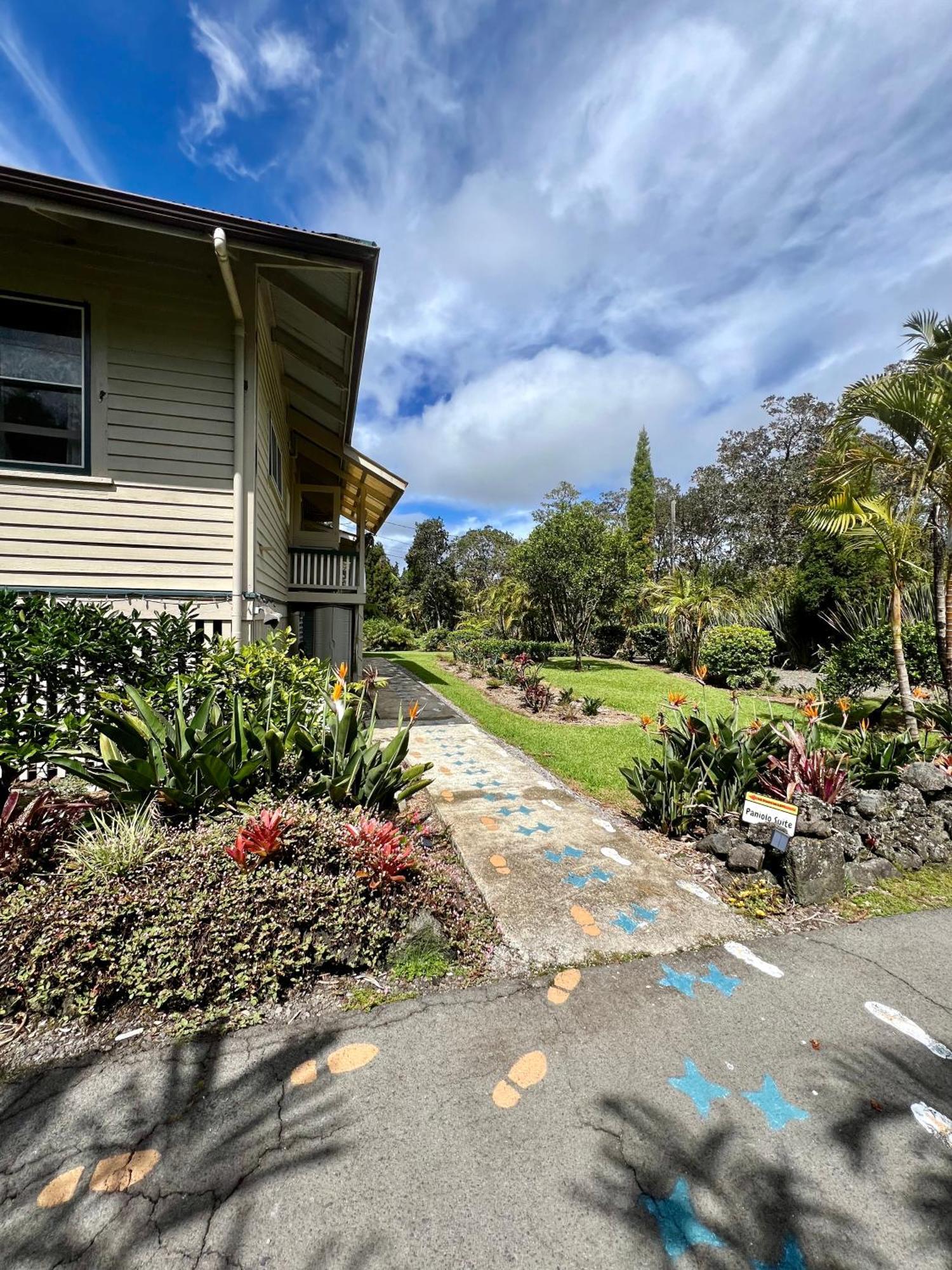 Bed & Breakfast Aloha Junction -minutes Away From Hawaii Volcanoes National Park Volcano